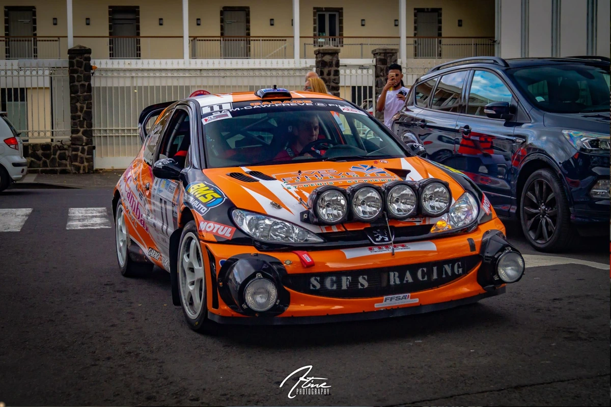 Peugeot 206 WRC · vue de face · 2018